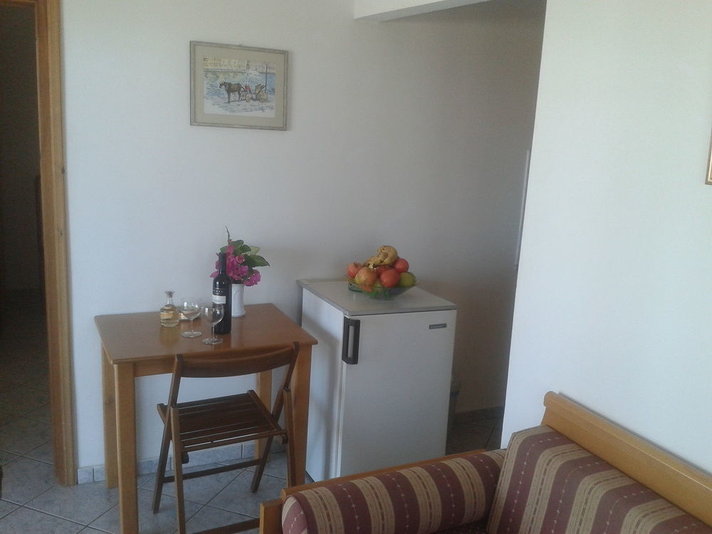 Angela Apartments Kato Daratso Ngoại thất bức ảnh