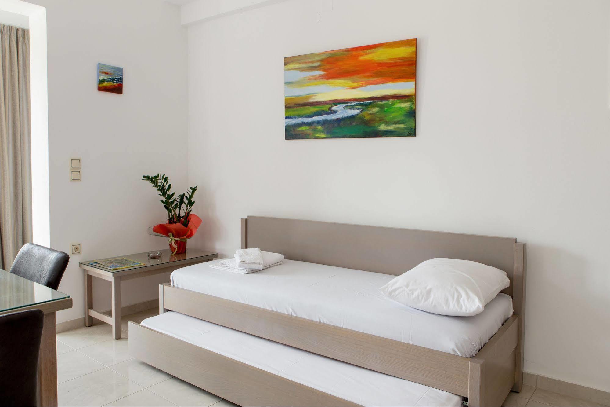 Angela Apartments Kato Daratso Ngoại thất bức ảnh