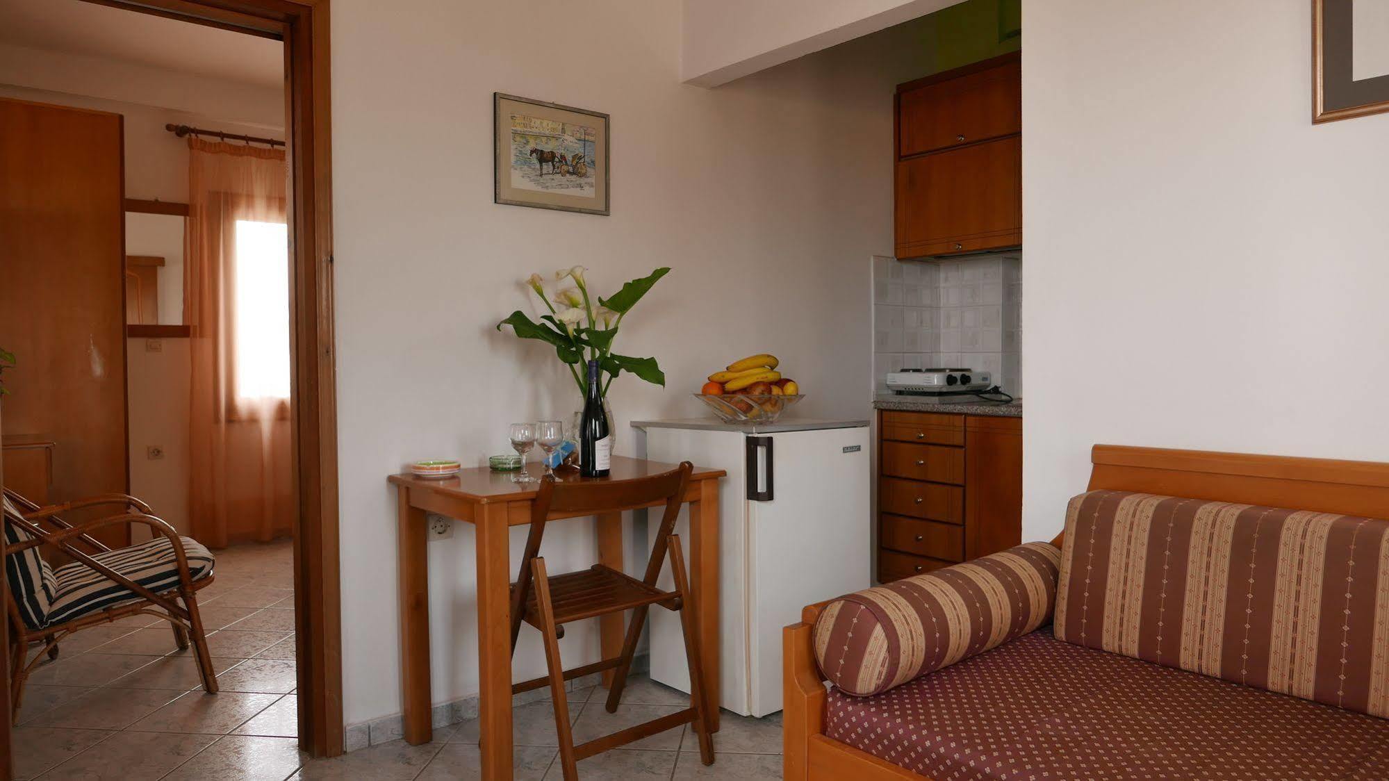 Angela Apartments Kato Daratso Ngoại thất bức ảnh