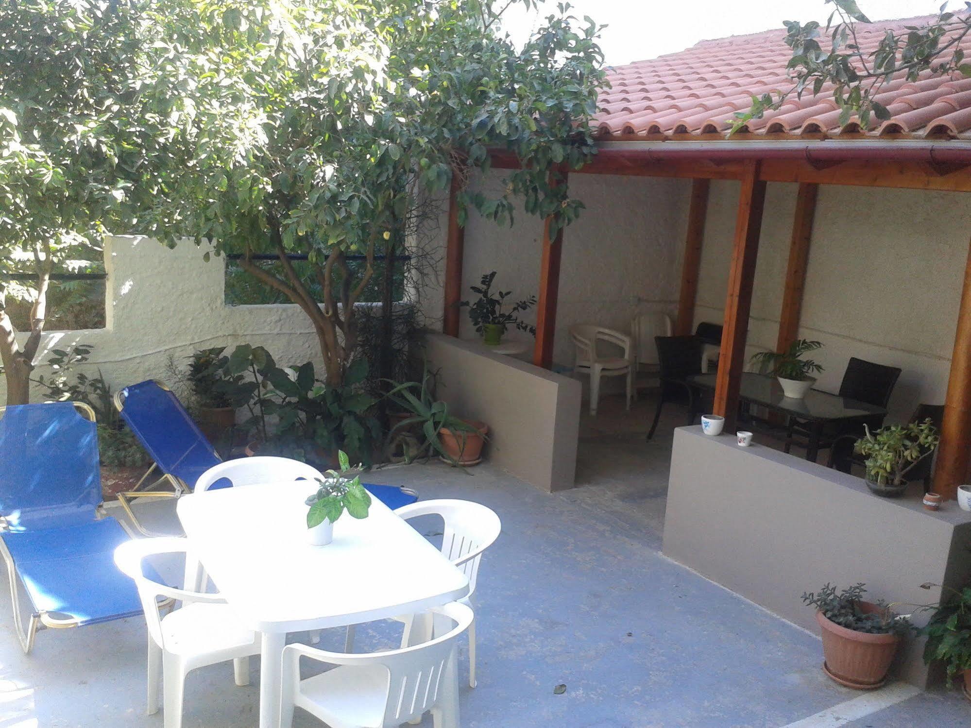 Angela Apartments Kato Daratso Ngoại thất bức ảnh